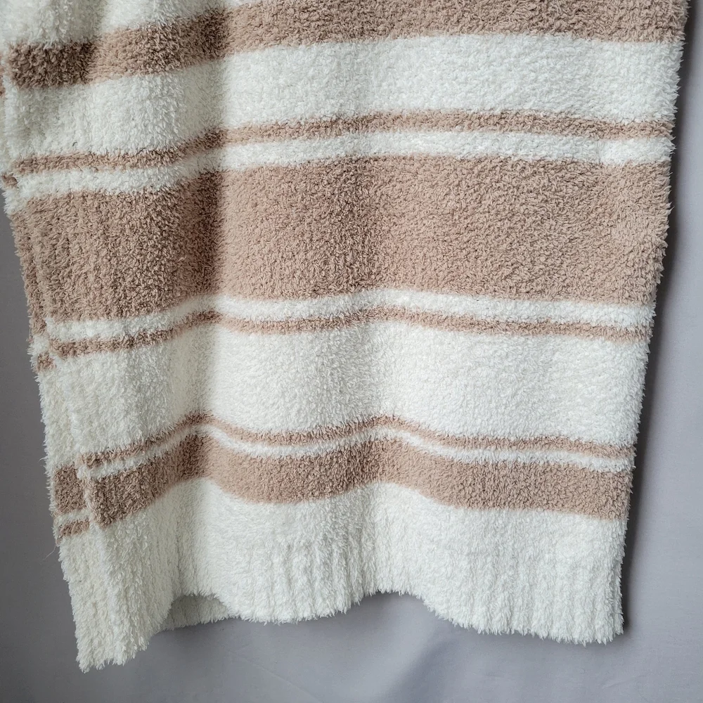 Barefoot‎ Dreams CozyChic Border Bar Stripe Throw Plush Blanket 51